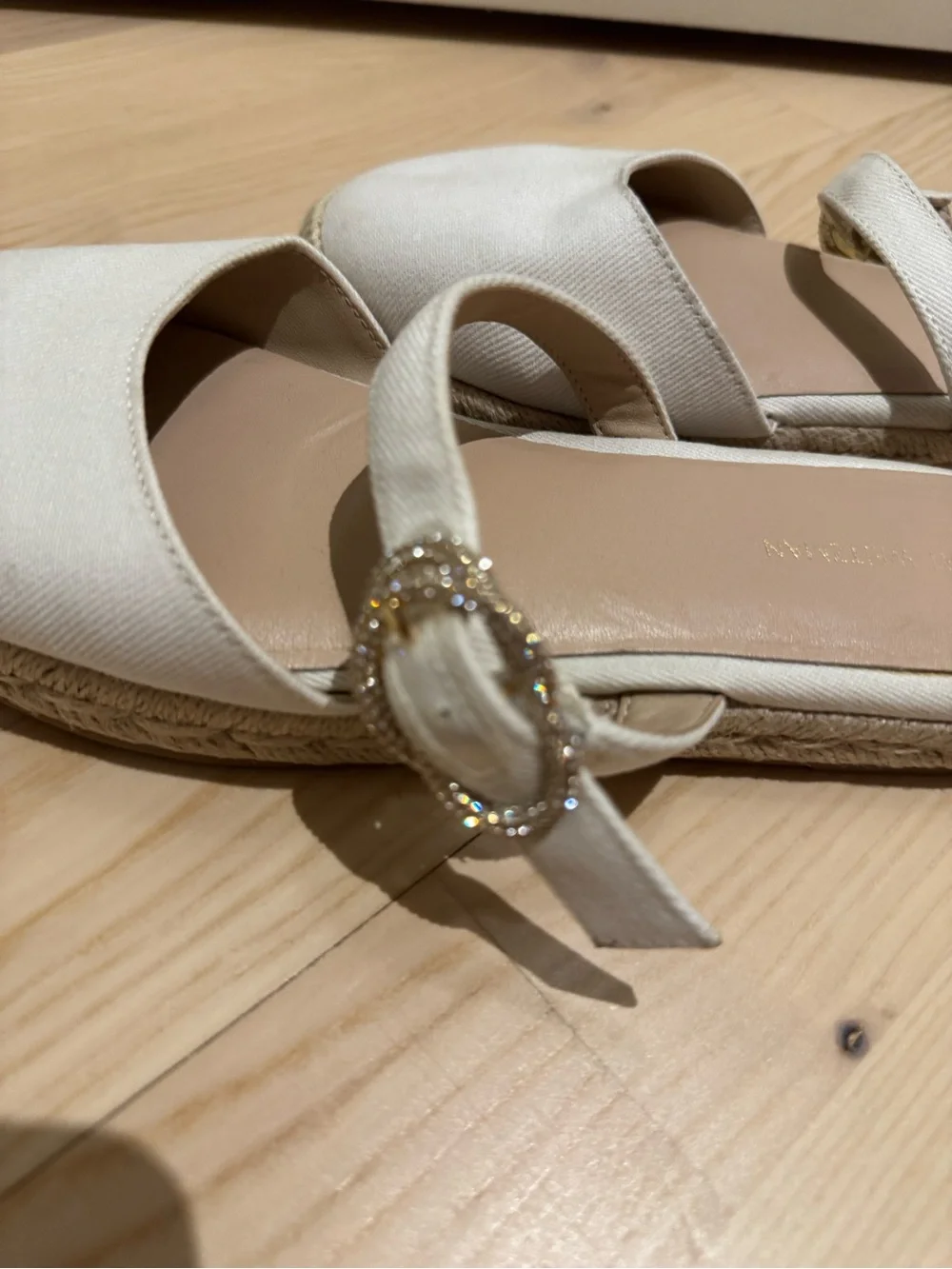Stuart Weitzman Women’s White Espadrille Slingback Mules 7